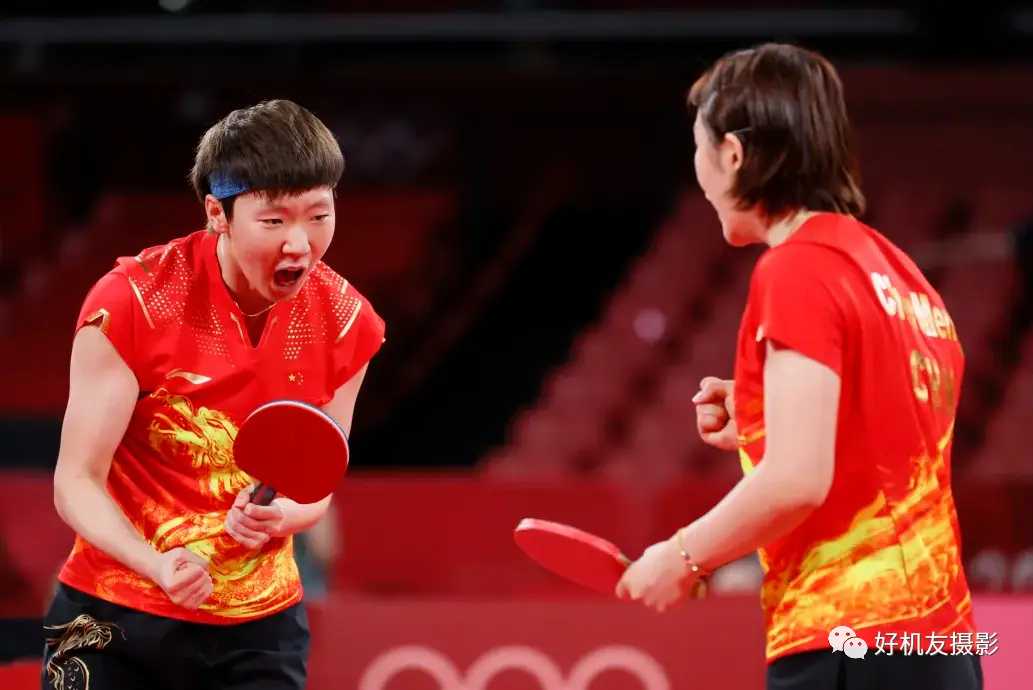 意媒：因机场跑道结冰，尤文全队与远征球迷被困挪威